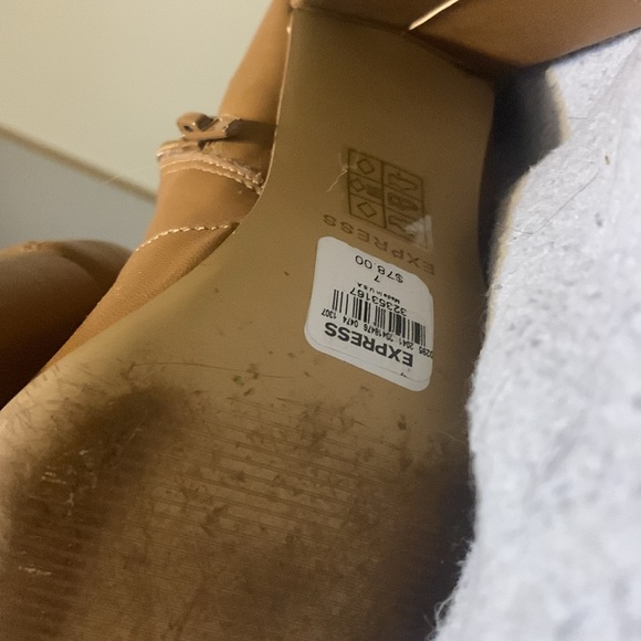 Brand new Express boots - Picture 2 of 6